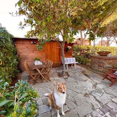 Suite Follonica Beach Exterior photo